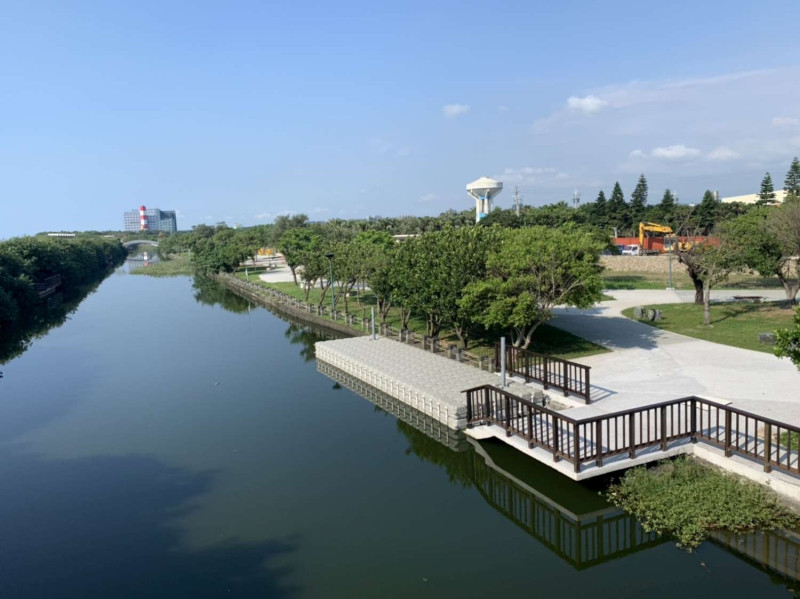 新竹市民以後想划獨木舟不用再跑新北、宜蘭，淨水工程完成後，在港南運河就可以進行親水活動。   圖：翻攝自新竹市政府官網