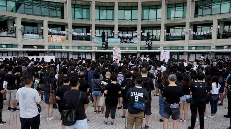 香港反送中抗議行動持續發燒，但學生即將面臨開學季，因此有不少罷課聲浪出現。   圖：社會民主連線臉書