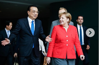 德國總理梅克爾（前排右起）上任以來，第12度訪問中國，將先與中國國務院總理李克強共進早餐。圖為資料照片。   圖：翻攝自梅克爾IG