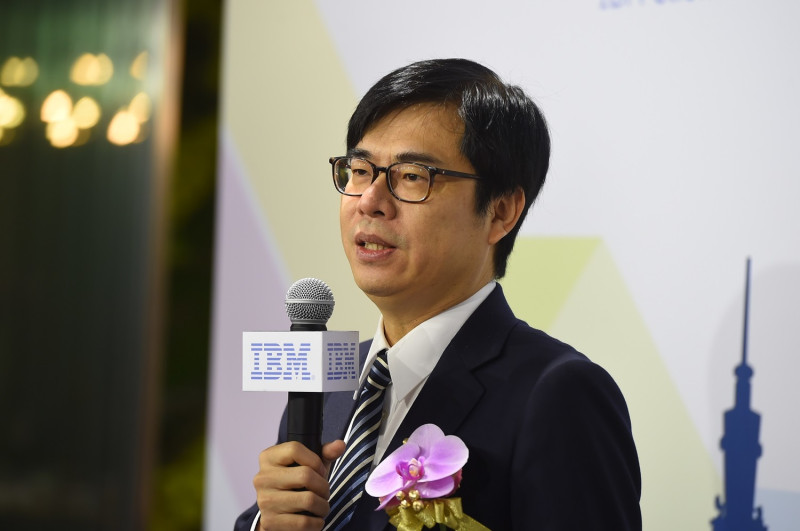 行政院副院長陳其邁今（10）天出席IBM客戶中心開幕記者會。   圖：行政院提供