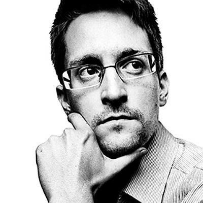 曾揭發美國政府秘密監控計畫的「吹哨者」史諾登（Edward Snowden），指網路巨擘和政府合作時，掌握科技使他們擁有「難以抗拒的權力」。   圖：翻攝自史諾登推特