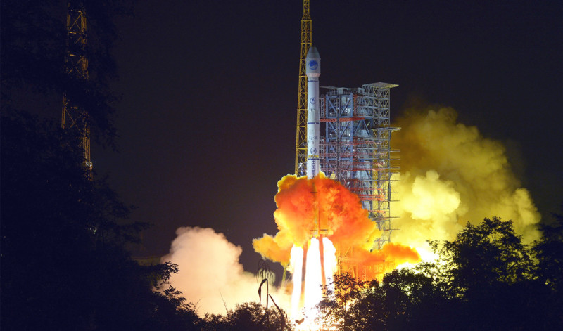 中國位於四川的西昌衛星發射中心今日清晨5點10分，以「一箭雙星」方式成功發射第47、48顆北斗導航衛星。   圖 : 翻攝自中國航天科技集團有限公司網站