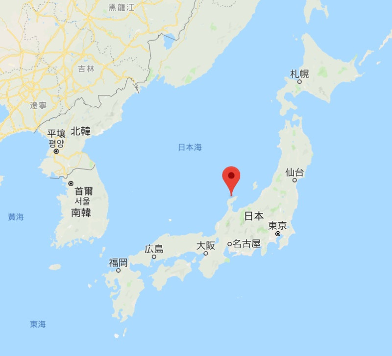 日本漁業取締船與北韓的大型漁船在石川縣能登半島西北海岸約350公里處相撞。   圖：翻攝Google Map