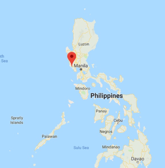 中資企圖投資位於蘇比克灣入口處的格蘭德島，引發菲律賓軍方反彈，最後不了了之。   圖：箭頭處即格蘭德島　取自Google map