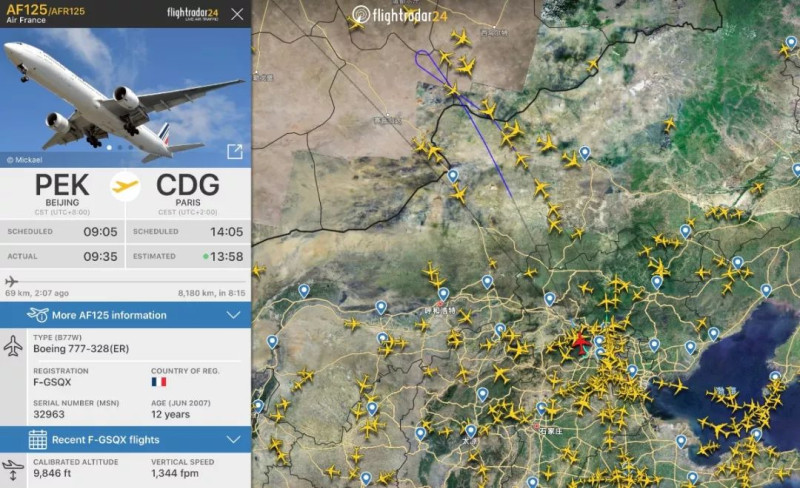 今（25）天一班北京飛往法國巴黎的法國航空波音客機，在起飛過後不久就掛出7700代碼。   圖：翻攝自FlightRadar24