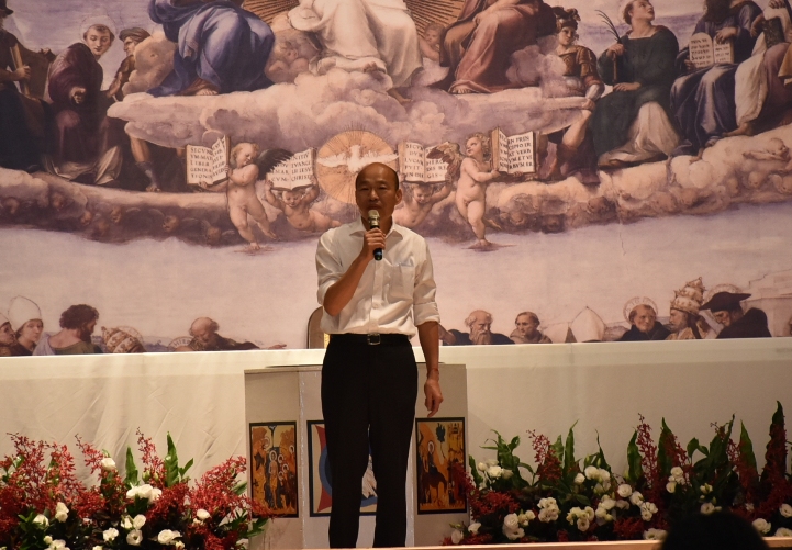 韓國瑜出席天主教在高雄開教160週年活動並上台致詞。   圖：孫家銘／攝