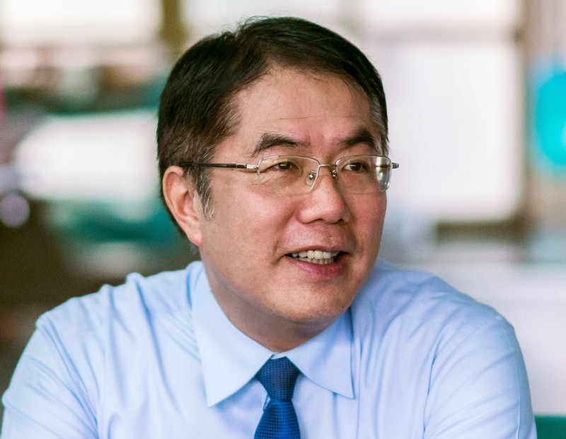 台南市長黃偉哲率六都之先推動「防疫安心上工計畫」，總共將釋出200個短期工作機會。   圖：翻攝自黃偉哲臉書
