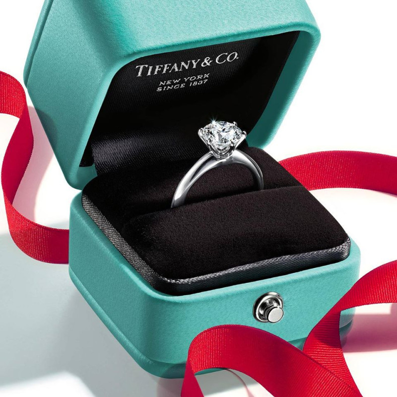 美國珠寶品牌蒂芙尼，以162億美元賣給法國LVMH集團。   圖：取自Tiffany臉書
