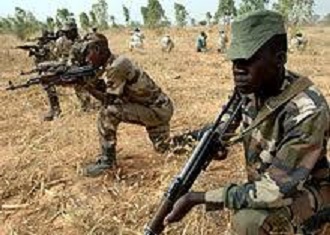 尼日國防部今天表示，鄰近馬利的西部邊界一處軍營遭約100名聖戰士埋伏攻擊，造成71名軍人身亡。示意圖。   圖 : 翻攝自維基百科