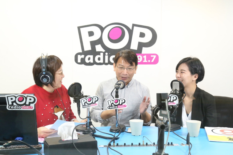 徐永明、吳佩芸接受POP Radio《POP搶先爆》專訪。   圖：POP搶先爆／提供