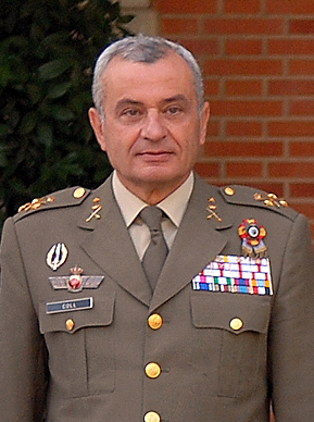 曾在2008年至2012年間擔任西班牙參謀總長的布徹將軍想要推翻總理   圖：西班牙總理府提供　Public Domain