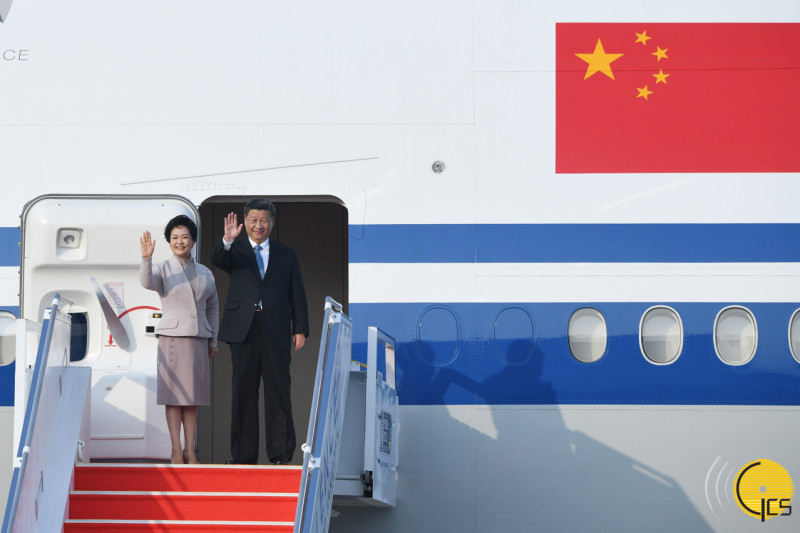 中國國家主席習近平（右）偕夫人，上周才結束訪問澳門行程。   圖：翻攝自澳門政府官網