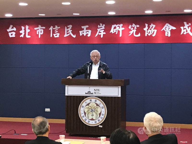 聯電榮譽董事長曹興誠25日演講時表示，對歷史稍有認識都知道，在明末以前，「台灣跟中國一點毛關係都沒有」。   圖：中央社／提供