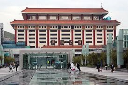 中國境內的羅湖口岸大樓。   圖 : 翻攝自維基百科