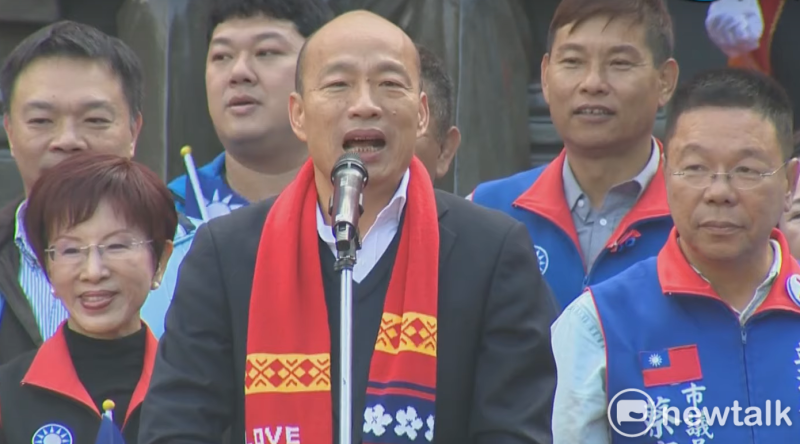 國民黨總統候選人韓國瑜今日上午到台南參加元旦升旗典禮。   圖：黃博郎／攝