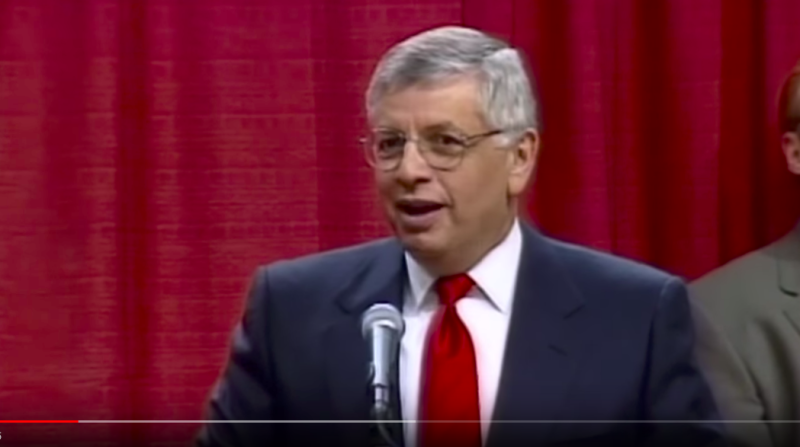 前NBA聯盟總裁David Stern。   圖：擷取自Youtube