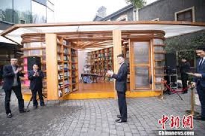 中國國家信息中心預測部今天發布報告表示，預計2020年社會消費品零售總額成長約8.0%。但報告也說，當前就業壓力影響預期和收入，高負債仍多少影響消費表現。   圖 : 翻攝自中新網