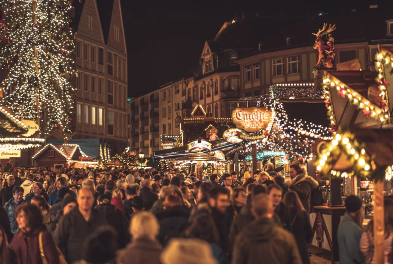 歐洲冬季假期的傳統以聖誕集市為核心。   圖：翻攝自pixabay（資料照片）