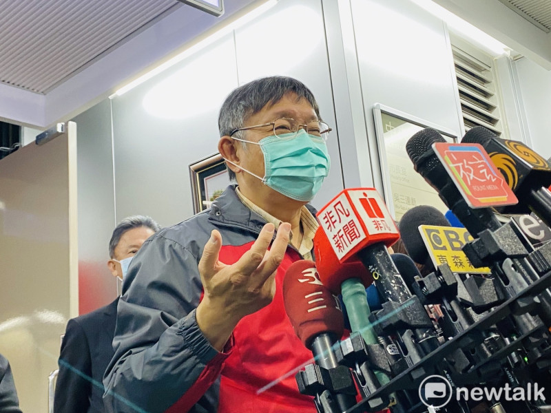 台北市長柯文哲日前疑似感染諾羅病毒導致腹瀉，休息一天後就重返市府，引起爭議。   圖：周煊惠 ／攝（資料照片）