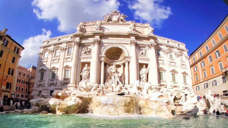 義大利羅馬知名景點特雷維噴泉。   圖：翻攝自推特