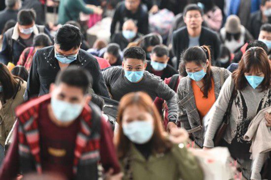 武漢肺炎重挫中國手機產業，專家認為，影響的程度就看疫情何時能控制住。圖為示意圖。   圖：取自人民日報臉書