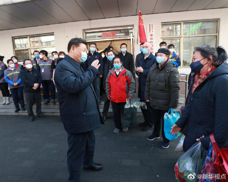 中國國家主席習近平(10日)戴口罩畫面曝光，在北京調研指導新型冠狀病毒疫情防疫工作。 圖 : 翻攝自人民日報