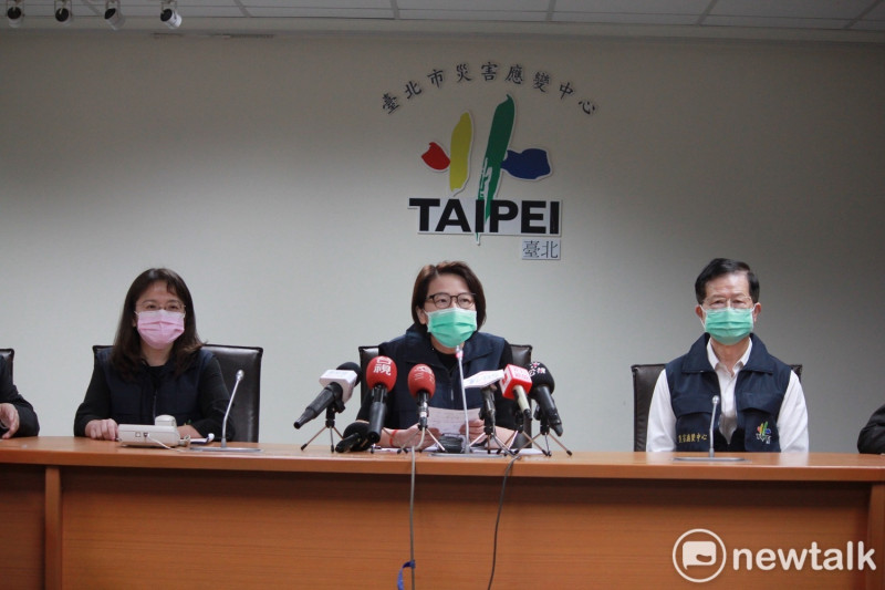 台北市副市長黃珊珊（中）主持北市府因應2019新型冠狀病毒疫情小組第8次應變會議。   圖：周煊惠 ／攝