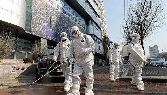 大邱市疫情慘重，目前韓國死亡病例累計達16例。   圖：翻攝人民日報臉書