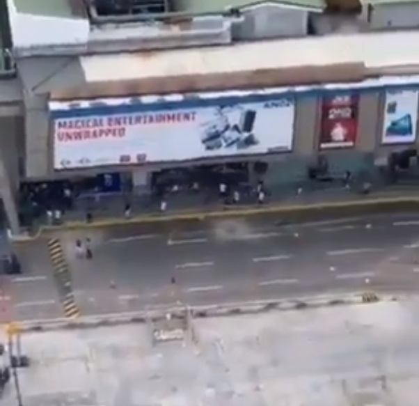菲律賓商場劫持事件現場   圖:翻攝自twitter
