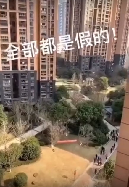中國國務院副總理孫春蘭一行巡視湖北武漢市社區，被住戶從高樓層隔空怒嗆。   圖：翻攝自youtube
