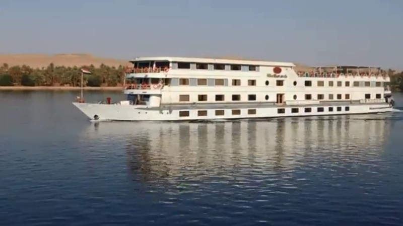 埃及目前是列為旅遊疫情建議第二級，旅遊團雖不多，業者表示暫時仍不會停止出團。圖為埃及尼羅河遊輪，曾爆發武漢肺炎群聚感染。（圖為示意圖）   圖：翻攝YouTube