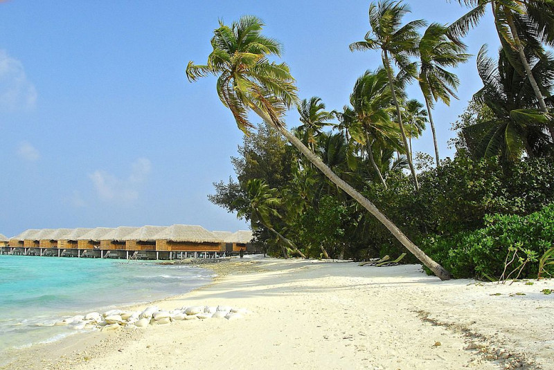 馬爾地夫在卡夫環礁區興建完成世界首座用來隔離病患的度假村   圖：Rainer Strehl提供　CC BY-SA 3.0