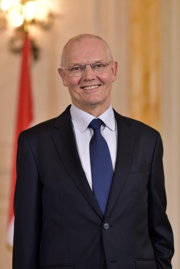 據摩納哥侯國衛生部聲明稿，國務大臣特勒（Serge Telle）2019冠狀病毒疾病（COVID-19，武漢肺炎）採檢結果呈陽性。   圖 : 翻攝自en.gouv.mc