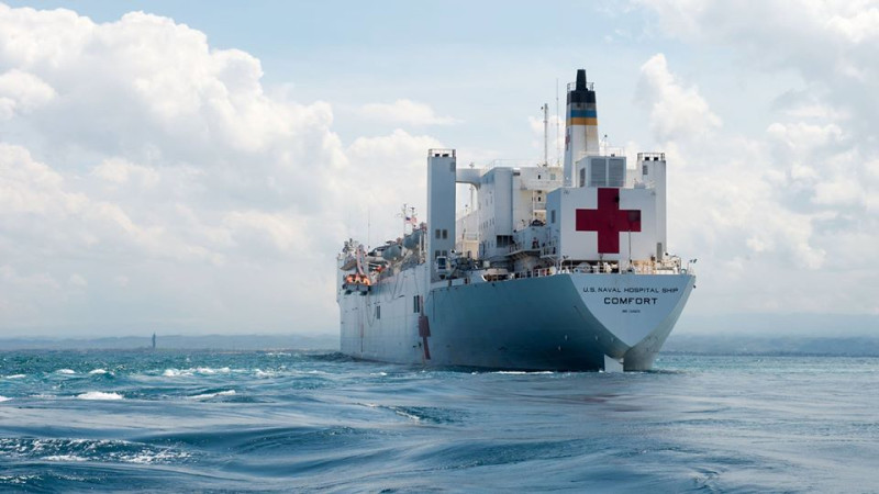 美國海軍「舒適號」醫療艦正在加緊維修，將前往紐約港，支援疫情最嚴重的紐約州。   圖：翻攝自「舒適號」臉書