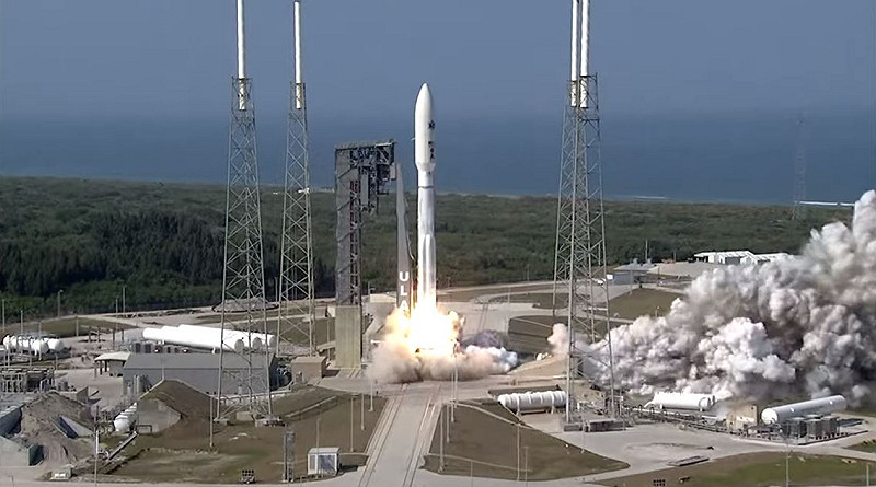 美國太空部隊今天啟動首次國家安全任務，發射一顆名為AEHF-6的衛星，為軍事行動提供必要的通訊服務。   圖：取自ULA的youtube