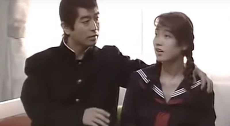 志村健(左)早期曾和石野陽子(右)合作短劇，進而穿出一段誹聞。   圖：YouTube翻攝