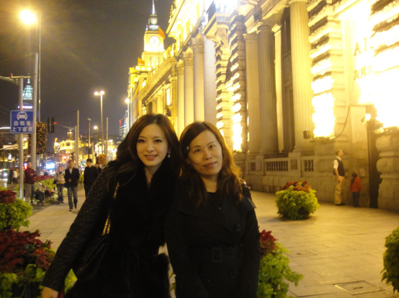 劉真(左)與經紀人情同姊妹。   圖：吉帝斯整合行銷／提供
