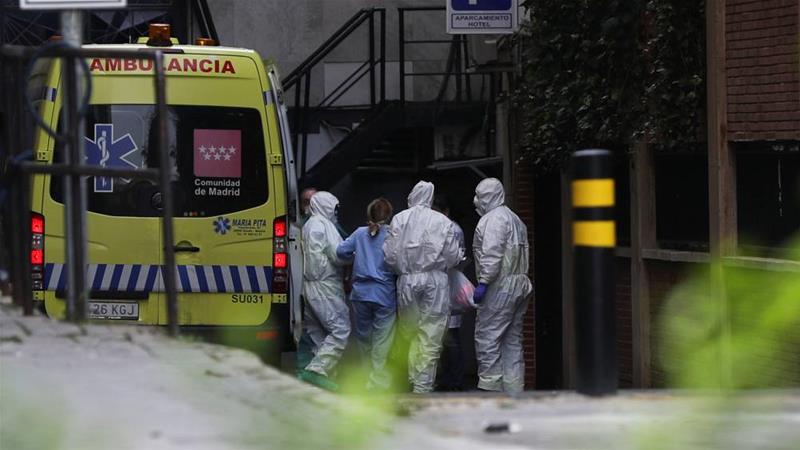 西班牙因疫情死亡人數逐漸下降，過去24小時新增605人死亡，創17天以來最低紀錄。     圖：取自推特