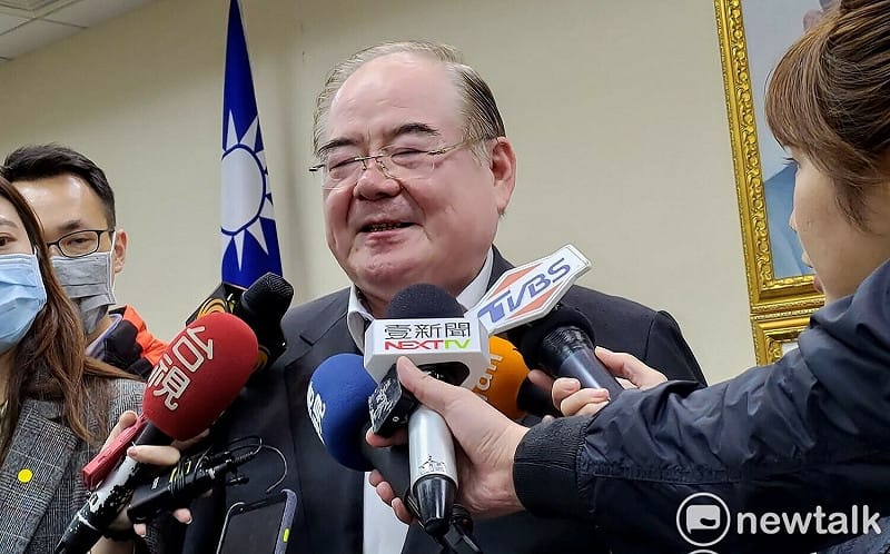 李乾龍遭裝追蹤器卻不報案 吳思瑤質疑：心虛還是怕被查？ 