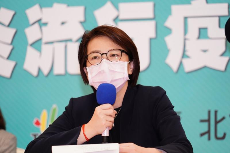 黃珊珊認為防疫不需要分藍綠，只要願意協助台北市政府防疫，都是一件好事。   圖：台北市政府／提供