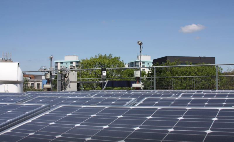 新冠肺炎緩和空污，間接致使太陽能發電效能提高。   圖：擷取自Sheffield Solar官網
