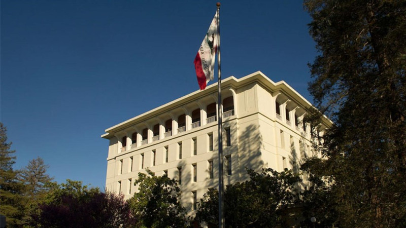 美國加州大學戴維斯分校宣布，自2020年8月15日起關閉中國孔子學院。   圖取自facebook.com/UCDavis