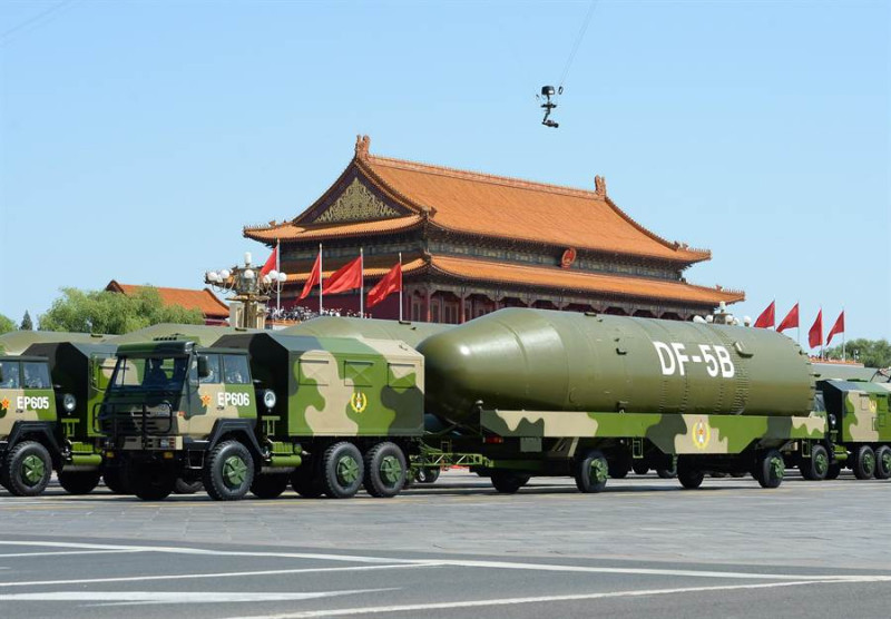 中共媒體《環球時報》總編輯胡錫進指需在短時間內將中國核彈頭數量擴大到千枚。   圖 : 翻攝自中新社