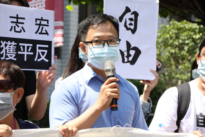 涂欣成律師說，謝志宏追求清白二十年，終獲無罪。   圖：台灣冤獄平反協會提供