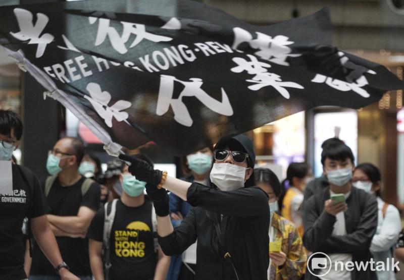 香港民主派47人被起訴「顛覆國家政權罪」，今（4日）有15人獲保釋，馬上又被還押。   圖：張良一/攝（資料照）