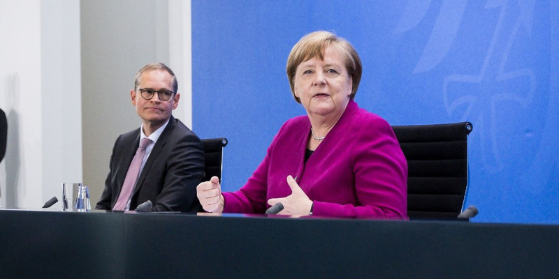 德國總理梅克爾（右）已拒絕參加G7邀約。   圖：翻攝自德國聯邦政府