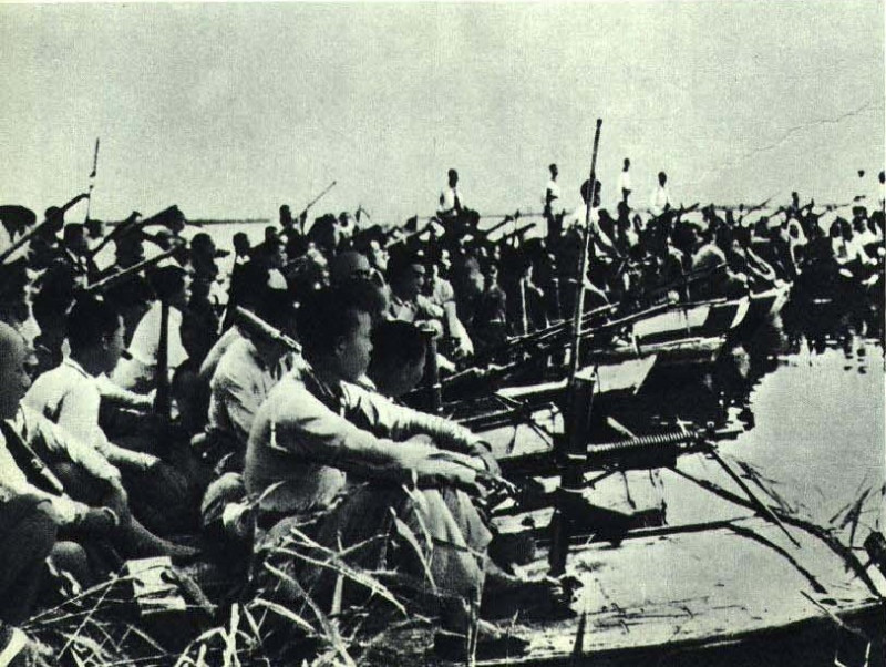 抗日戰爭期間的白洋淀雁翎隊。   圖：翻攝自維基百科（資料照片）