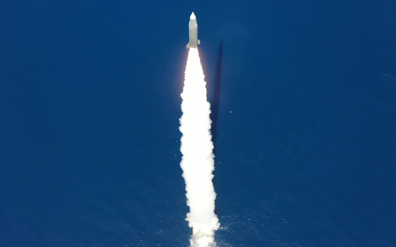 以色列航空航天工業公司表示，LORA由導彈和太空小組所開發的，是一種海對地、地對地系統，可以從地面和海上平台發射，打擊敵方的設施。   圖：翻攝自IAI官網