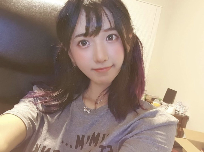 南韓人氣YouTuber「企鵝妹」日前來台灣學中文，台灣人對她甜美長相並不陌生。   圖：翻攝Instagram