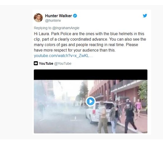 美國總統川普否認警方用催淚瓦斯替自己開路，但遭媒體貼文打臉。   圖 : 翻攝自推特